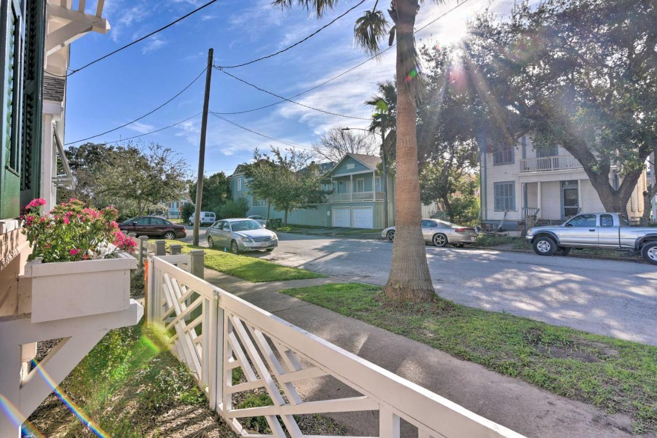 Bright Galveston Cottage Close To Beach And Strand Extérieur photo