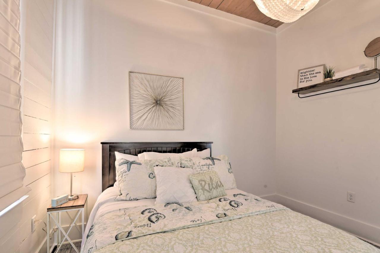Bright Galveston Cottage Close To Beach And Strand Extérieur photo