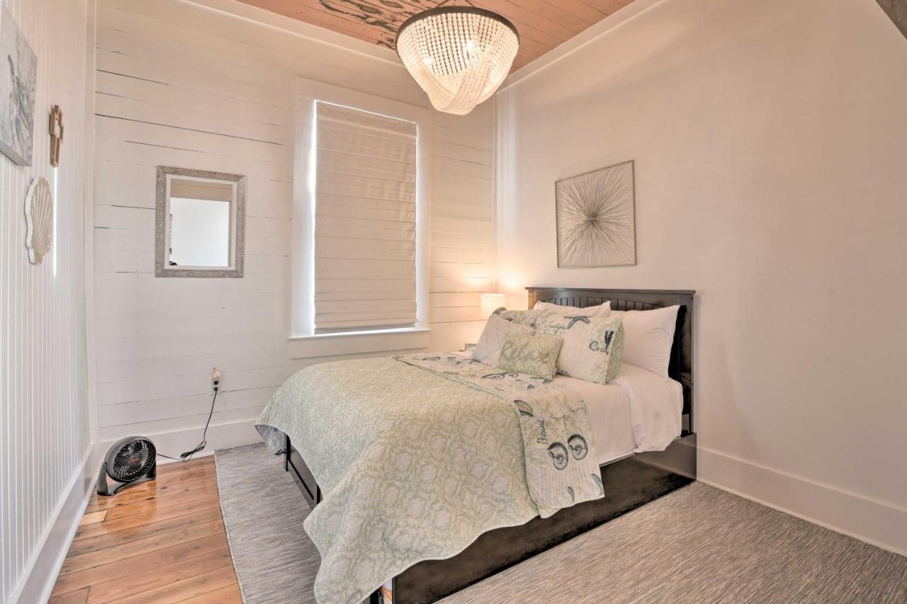 Bright Galveston Cottage Close To Beach And Strand Extérieur photo